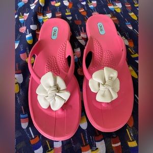 OKAL Sandals Flip Flops Thong  Pink With White Flower CUTE SZ M/L  8-9